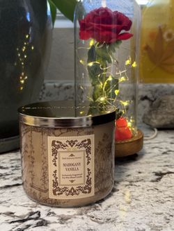 Bath & body Works, Mahogany vanilla 3 wick candle