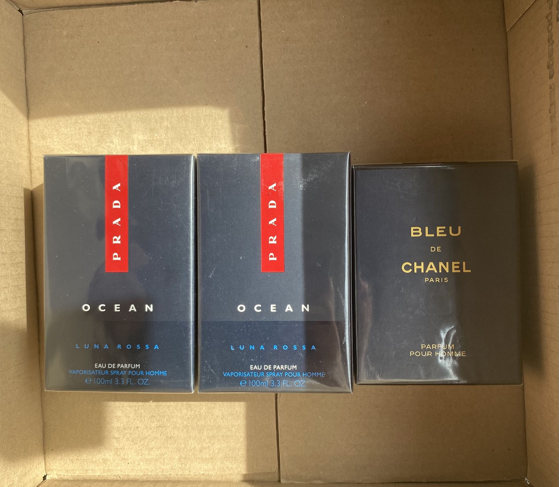Fragrances / Colognes / Perfumes