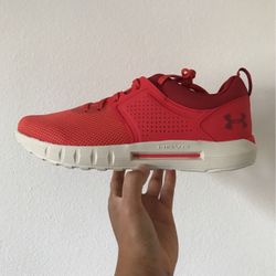 Under Armour CTW (Size 9.5)