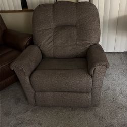 LazEBoy Sofa - like New I Will Deliver!