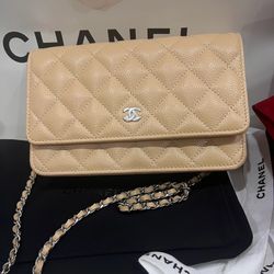 Chanel WOC