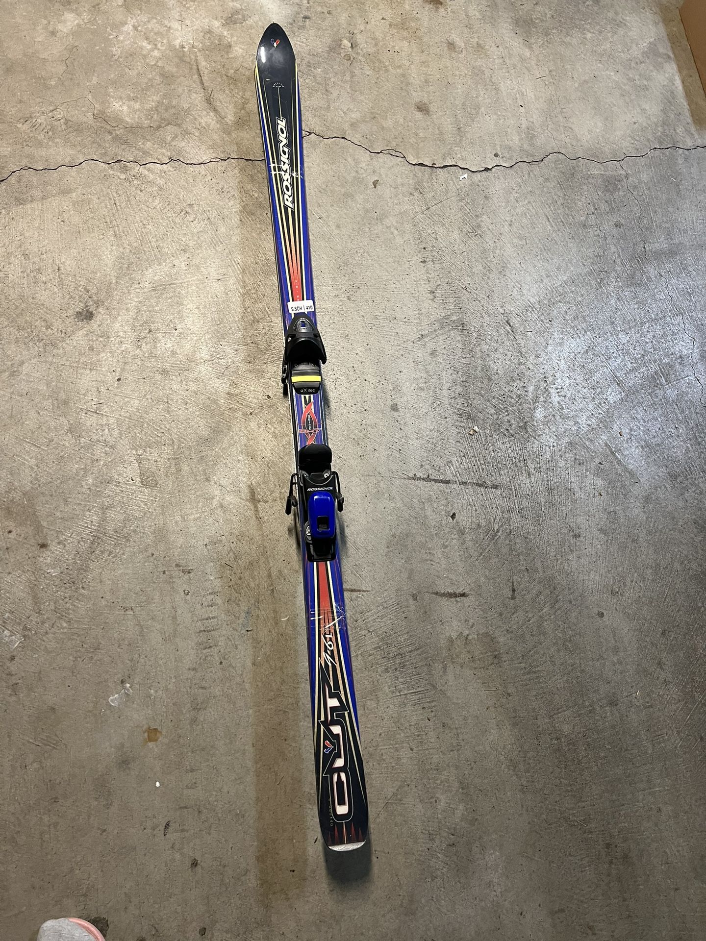 Rossignol Cut SUPER  9.6 L , 66” Or 170 Cm Skis Axitec Xplate Bindings Snow Ski!