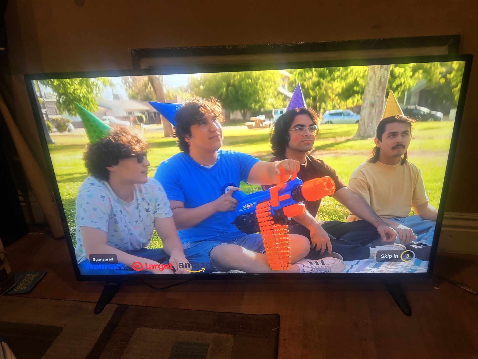 Pioneer LCD 50” Smart tv Excellent Condition