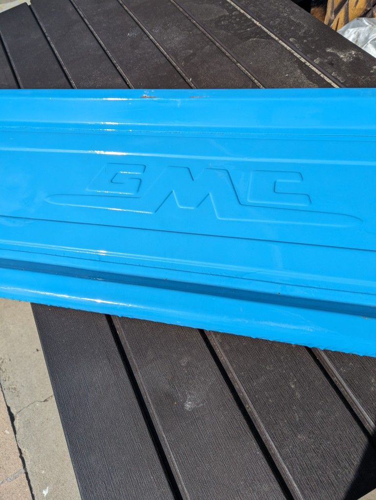 GMC Tail Gate