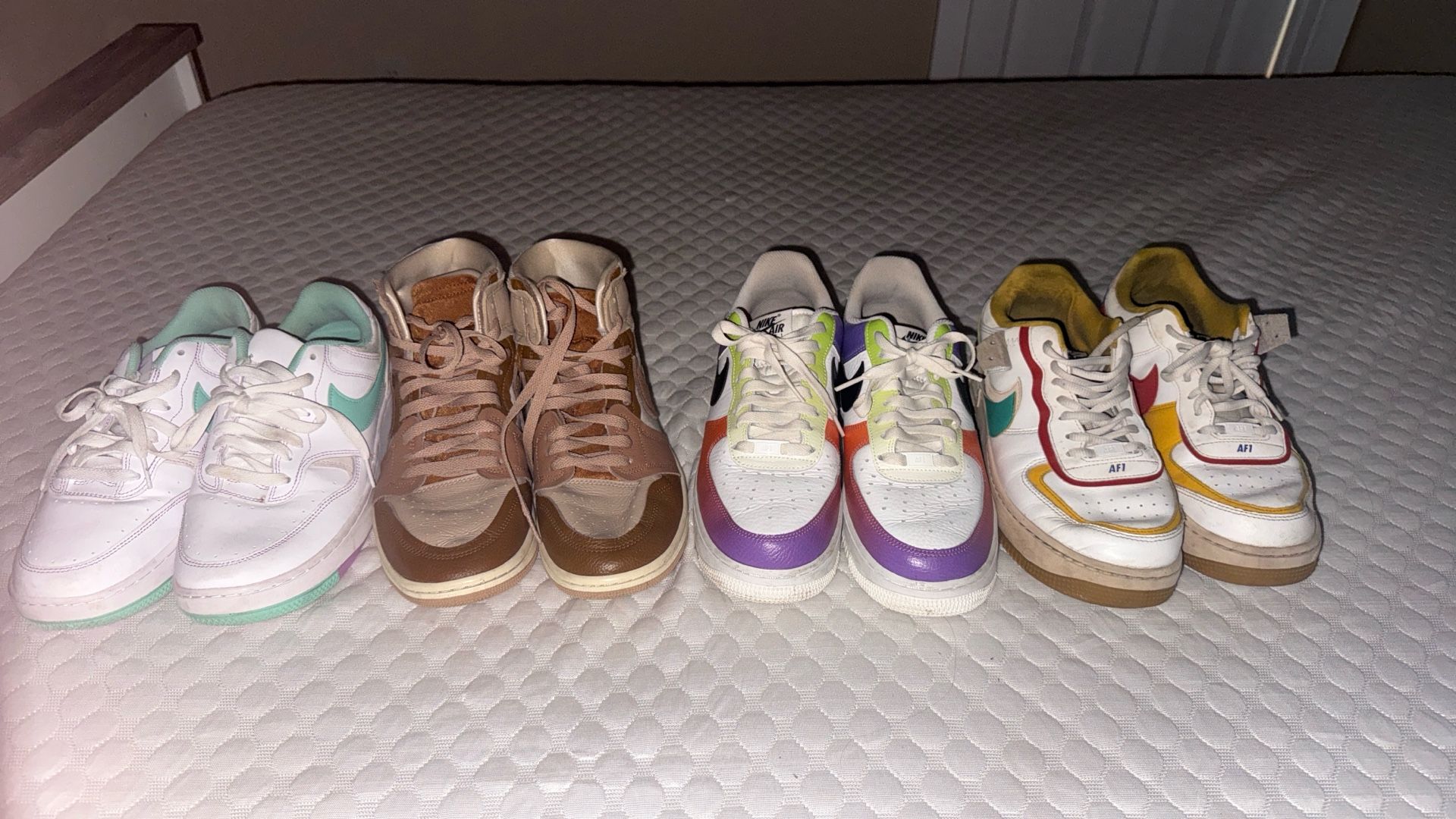 Woman’s Size 10 Sneakers