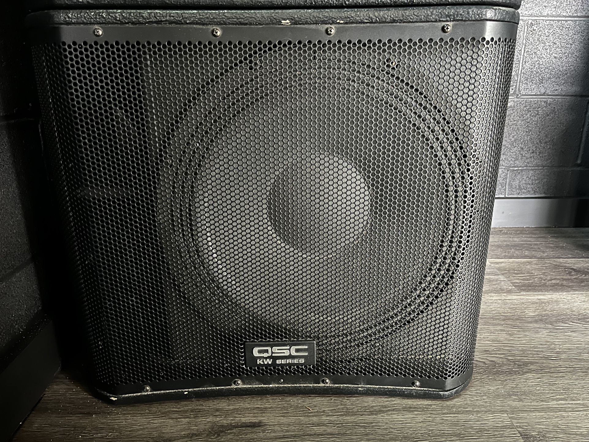 QSC KW181 18” Subwoofer