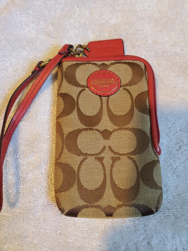 Coach Wristlet/clutch Wallet
