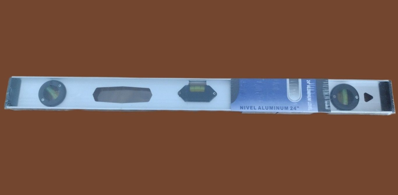 24 Inch Aluminum Level