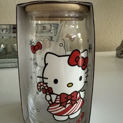 Hello Kitty Glass Tumbler With Straw