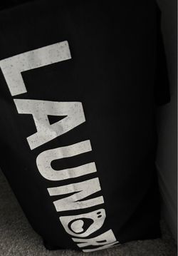 CLOTHES HAMPER