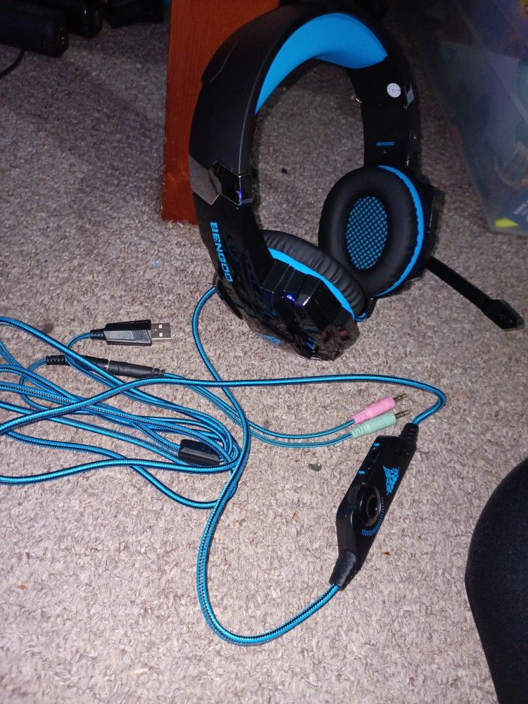 BENGOO G9000 Wired Headphones - Blue