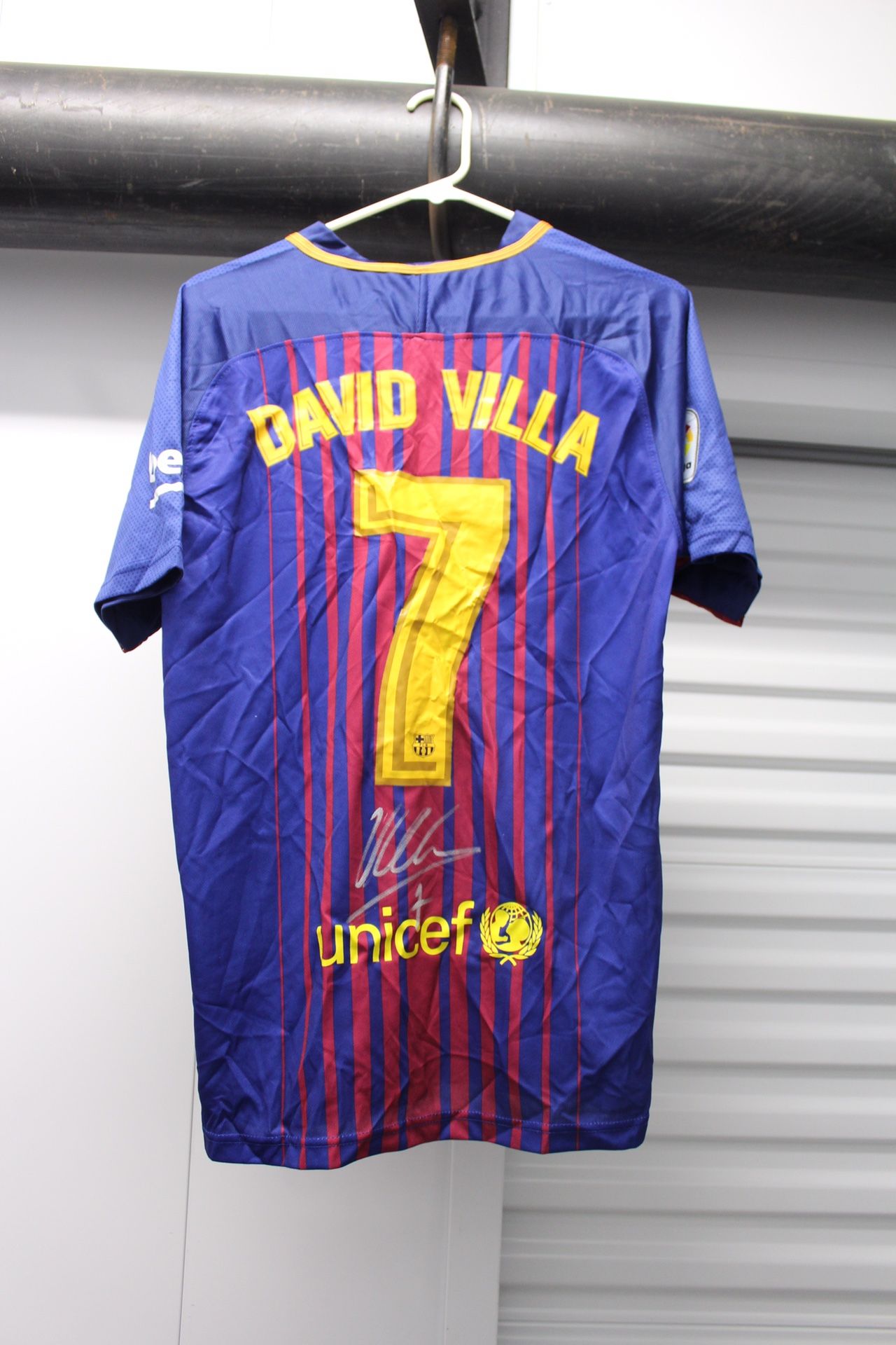 David Villa Spain Barcelona Signed Autograph Jersey Large