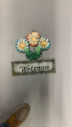 Flower Welcome Sign