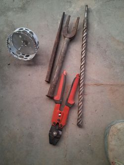 Mixed Hand Tool Lot – 4 Pieces