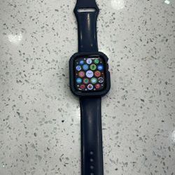 APPLE WATCH SERIES 6 40MM UNLOCKED NEW IN BOX $1 DOWN TODAY REST IN PAYMENTS.NO CREDIT CHECK 