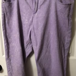 What About Me Capri Jeans .  Size 20 