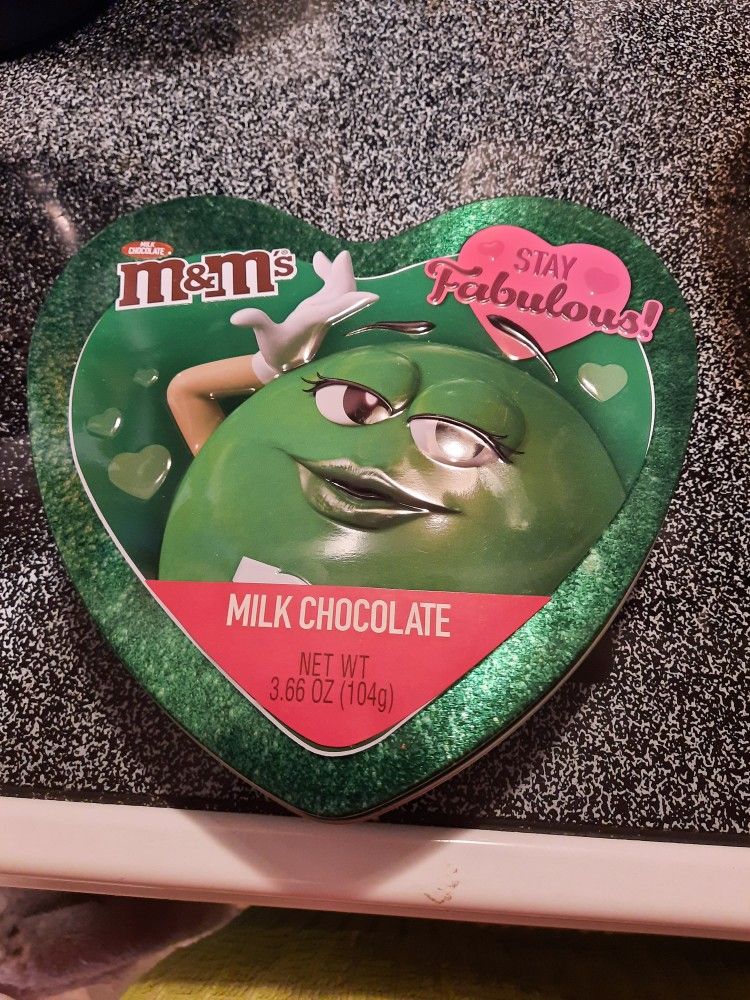 M&M Tin
