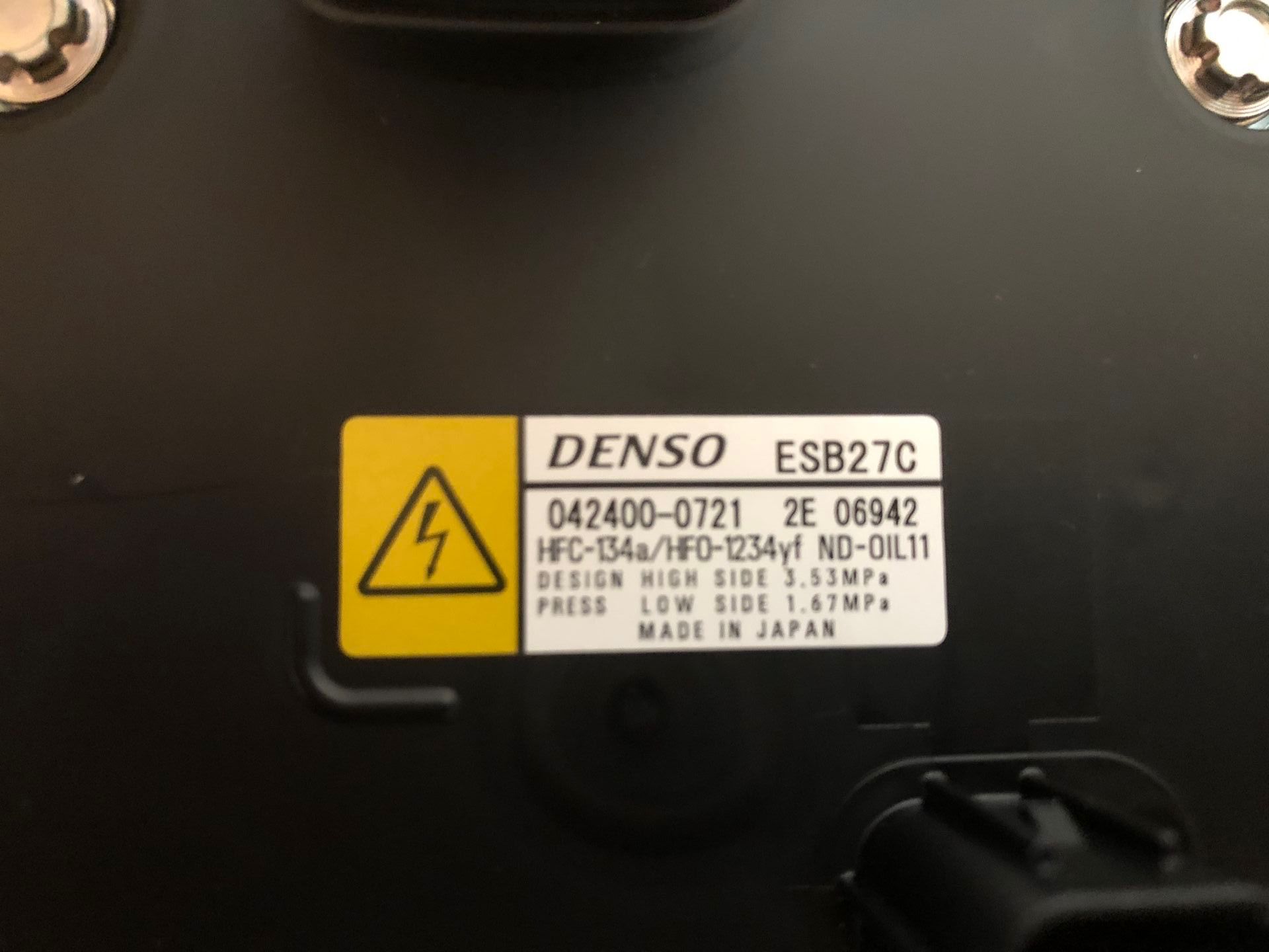 Toyota Hybrid Ac Compressor 134 Denso ESB 27C 042(contact info removed)