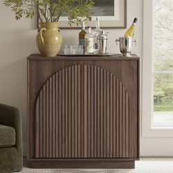 Fluted Sideboard Buffet Cabinet with Storage, 31.5" Mid Century Modern Accent Cabinet with Double-Layered Arch Door, Small Wood Console Credenza for D