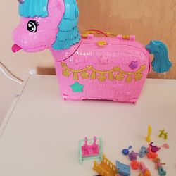 Polly pocket unicorn play set.