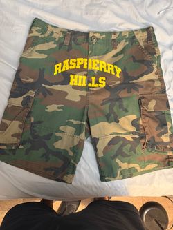 GV Gallery Raspberry Hills Camo Shorts 'Camouflage'