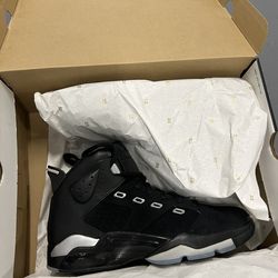 Authentic Jordan 6-17-23 Metallic Size 11