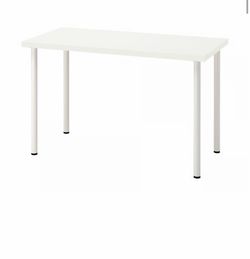 Brand new IKEA desk
