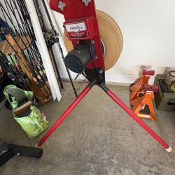 Baseball/ Softball Pitching Machine