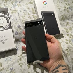 Google Pixel 6a 5G Unlocked (128GB) - Charcoal
