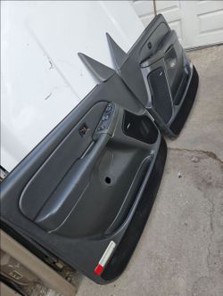 Gm  doorpanel available 2006 silverado