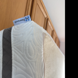 FREE King Size Sealy Posterpedic Mattress and Box Spring