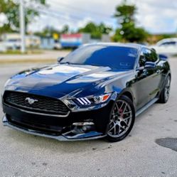 FORD MUSTANG V6 / YEAR 2015