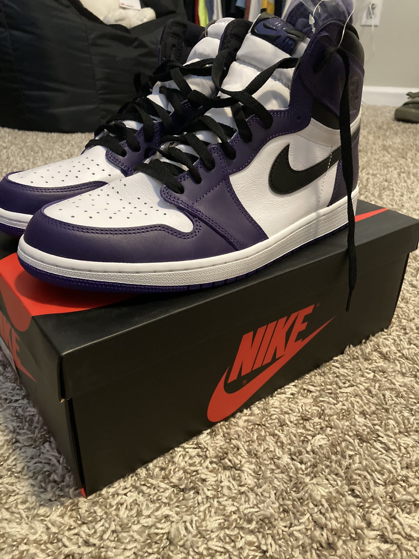 Jordan 1 Retro High Court Purple