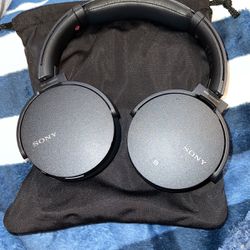 headphones (SONY) Extra Bass 