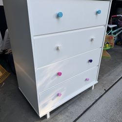 4 Drawer Dresser