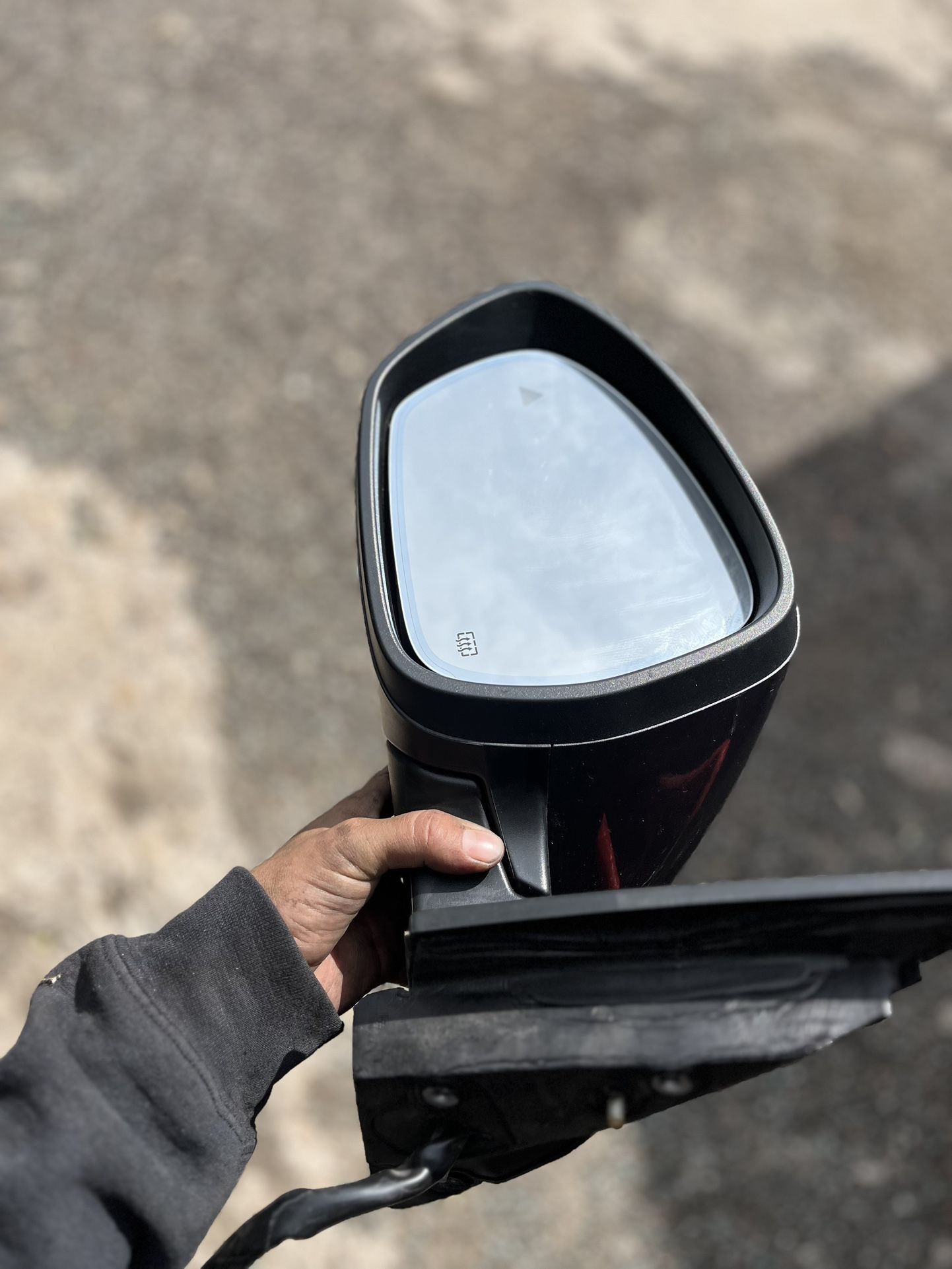 2018-2021 Alfa Romeo Stelvio Left Side Mirror