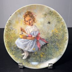 RECO International 1981 3rd Issue Mother Goose Plate Little Miss Muffet, 8.5”