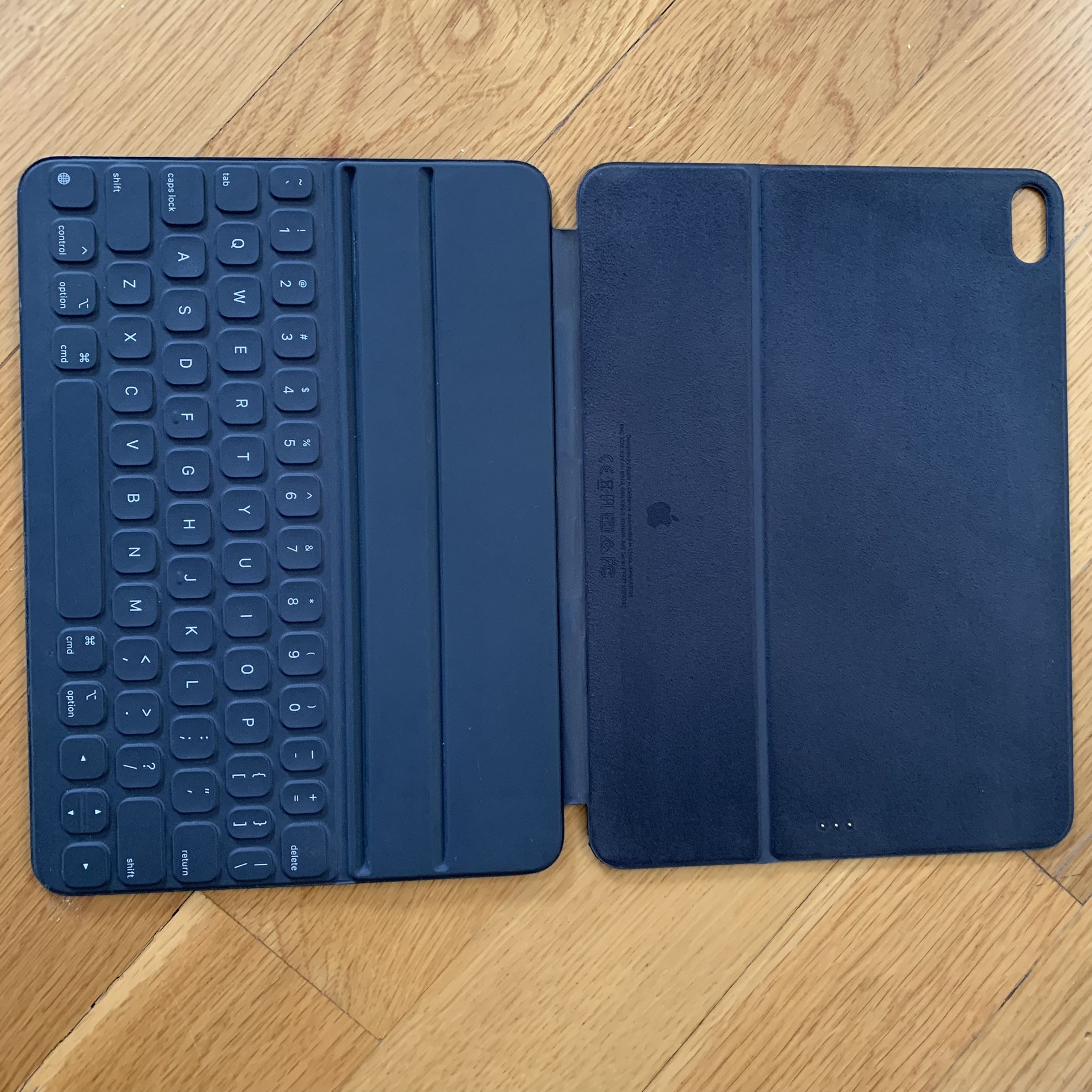 Apple iPad Keyboard Case Apple MXNK2LL/A Smart Keyboard