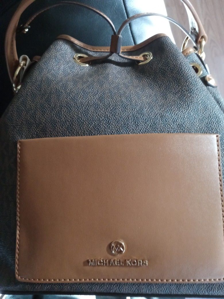 Brand New Michael Kors Purse 