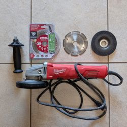 Milwaukee 11 Amp Corded 4-1/2 in. Small Angle Grinder with No-Lock Paddle