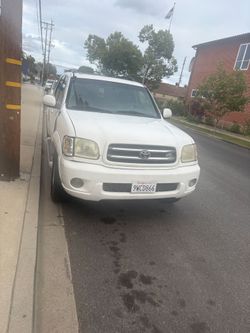 2004 Toyota Sequoia