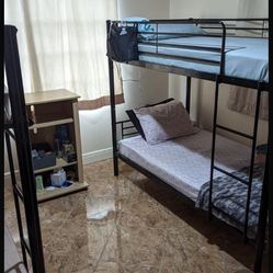 Bunk Beds With Mattress Twin black Metal 