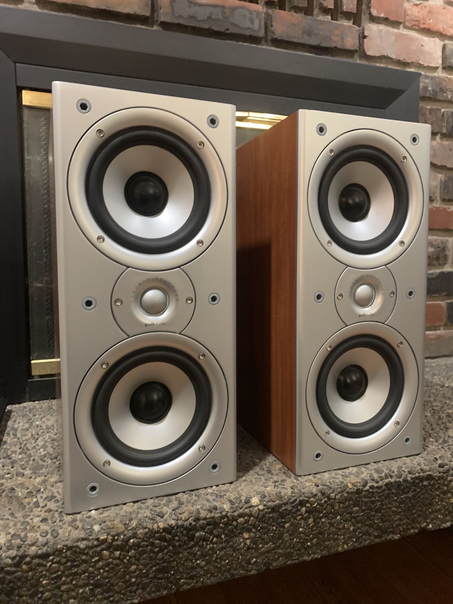 Polk Monitor 40 Speakers - Excellent Condition