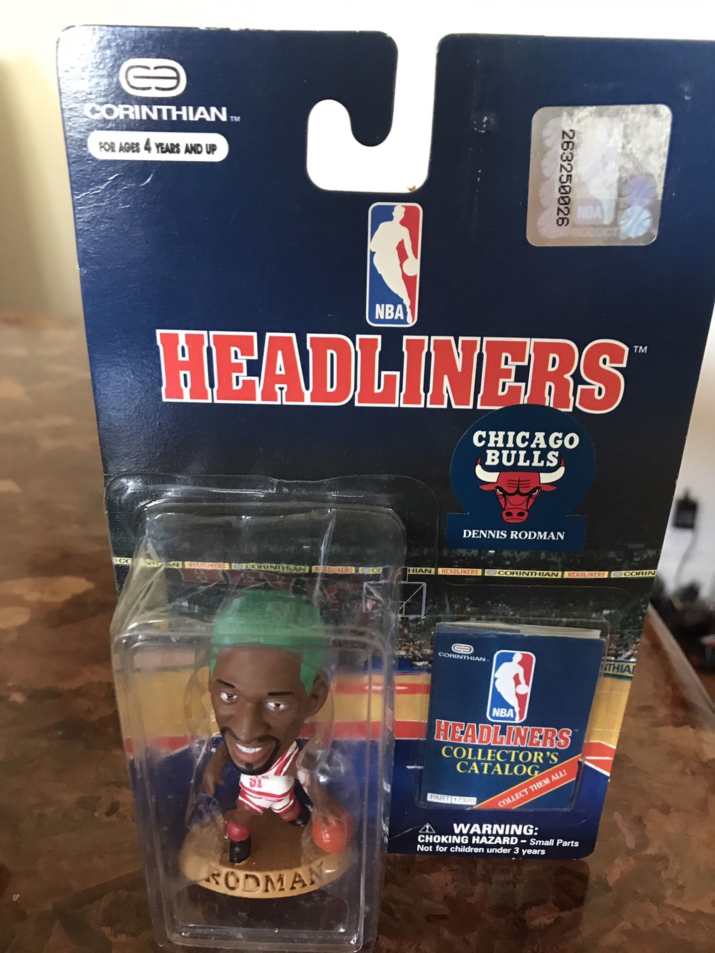 Dennis Rodman Chicago Bulls (Green Hair Variant) 7.6cm NBA Headliners Basketball Collector Figure