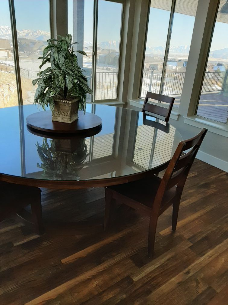 Beautiful round table with chairs