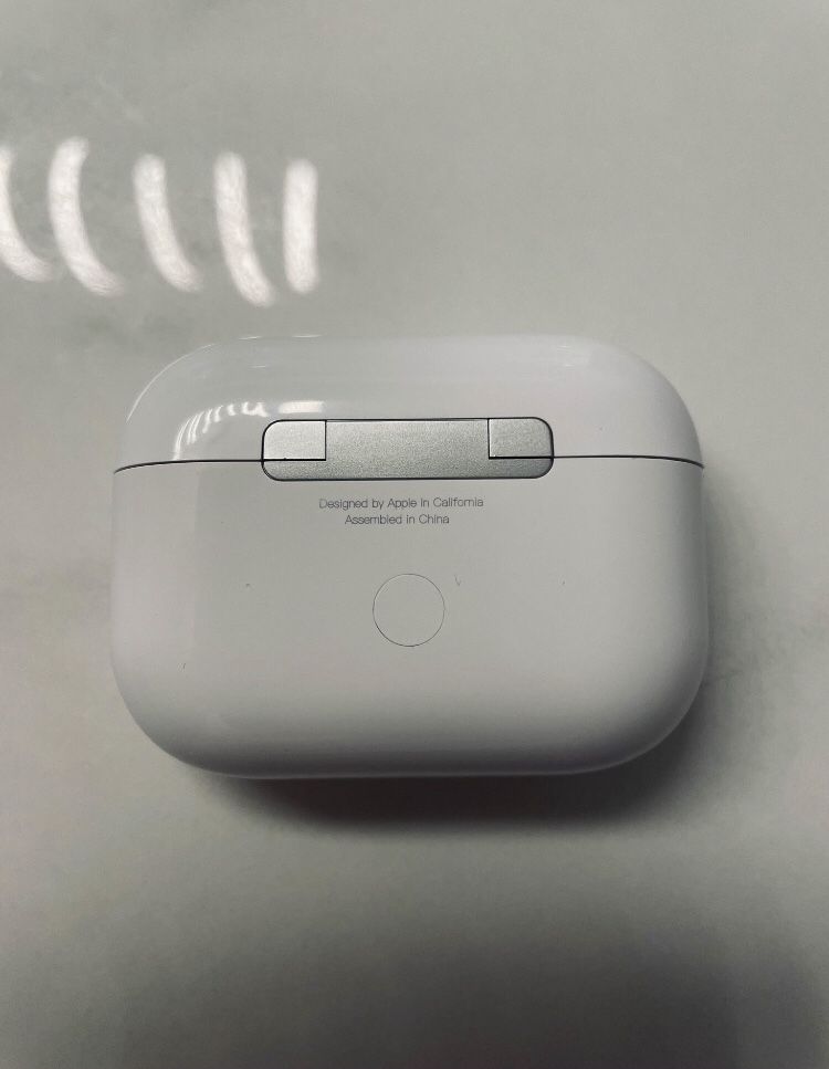 AirPods