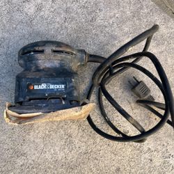 Black & Decker 1/4 Sheet Palm grip Sander 