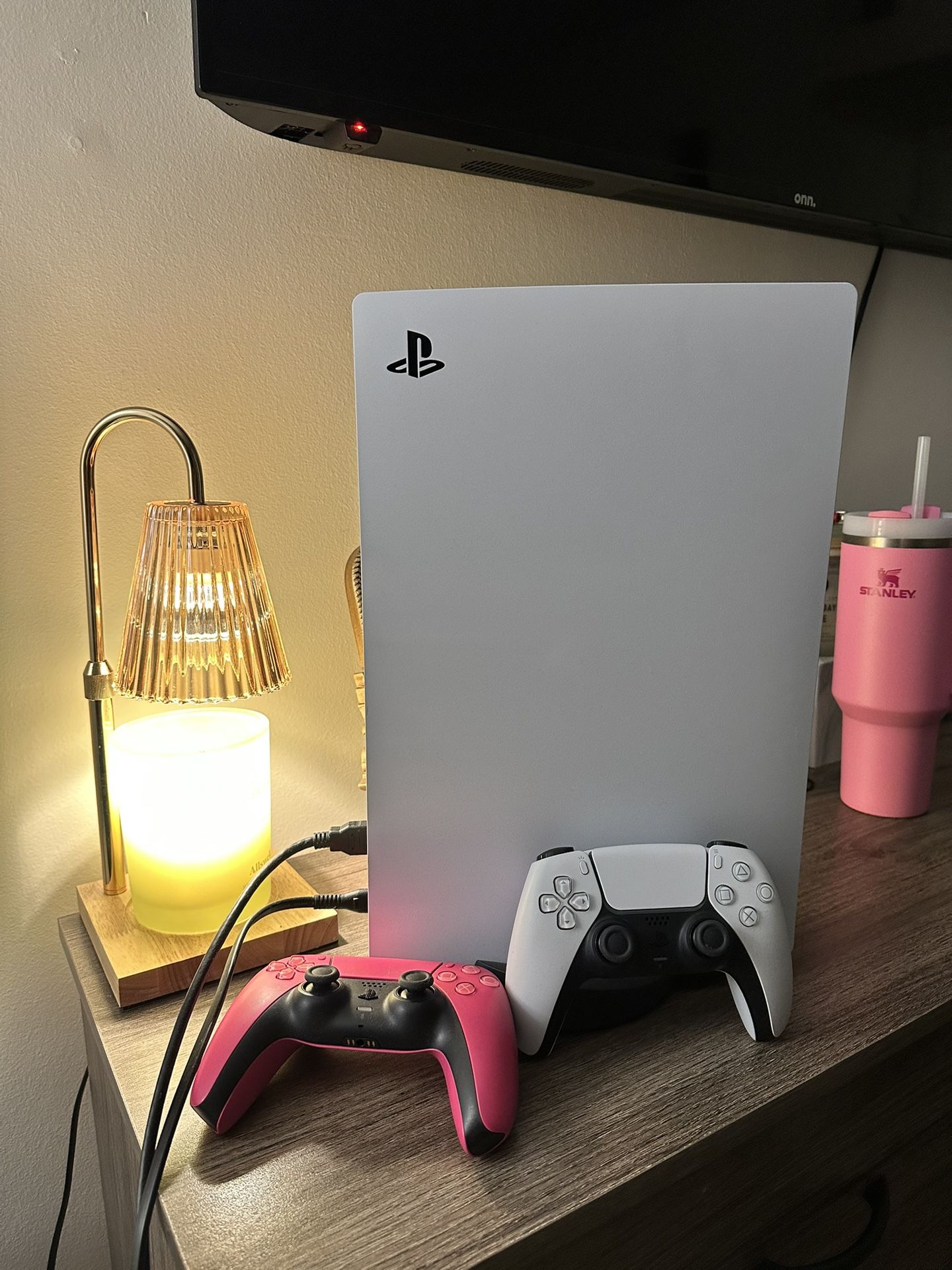 PS5 Disc Edition + 2 Controllers