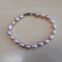 Pink Freshwater Pearl  Bracelet 