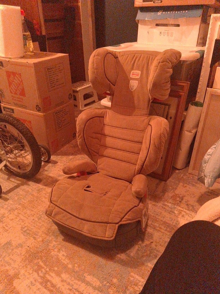 Britax Parkway Booster Seat Great Condition